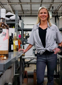 Meet the North Texas woman behind Scout and Cellar, the clean-crafted wine brand that’s catching on